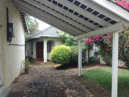 2 Bedroom House in Bryanston