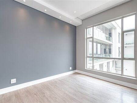 3 Bedroom Penthouse in Rosebank