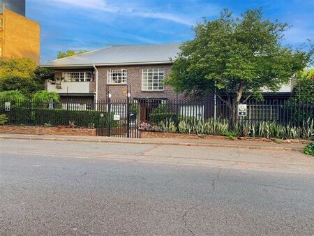 2 Bedroom Apartment in Linden