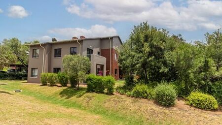 2 Bedroom Apartment in Jackal Creek Golf Estate