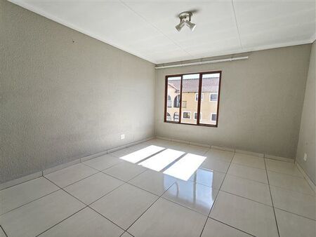 2 Bedroom Apartment in Sundowner