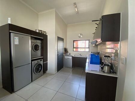 2 Bedroom Apartment in Fourways