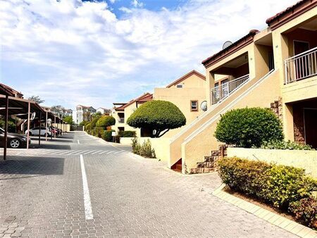 2 Bedroom Apartment in Sunninghill