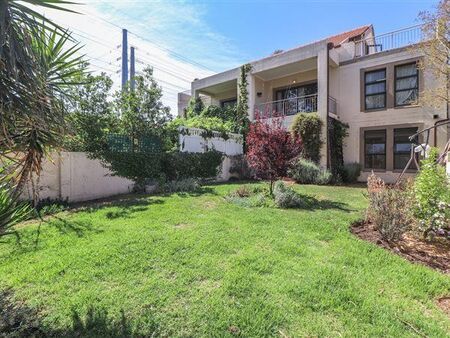 2 Bedroom Apartment in Sunninghill