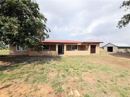 4 Bedroom House in Helderstrome Ah