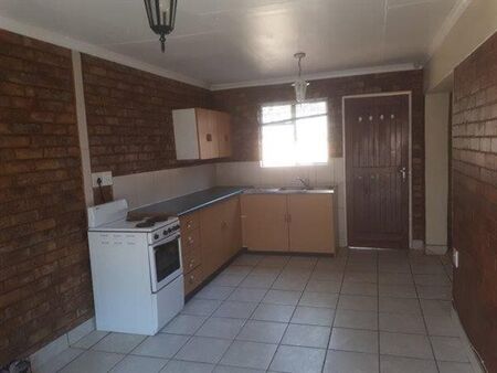 2 Bedroom House in Selection Park