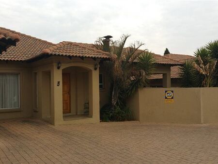 3 Bedroom Cluster in Lambton