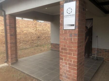 3 Bedroom house to rent in Nietgedacht Ah, Randburg