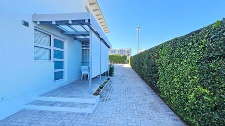 1 Bedroom bachelor to rent in Myburgh Park, Langebaan