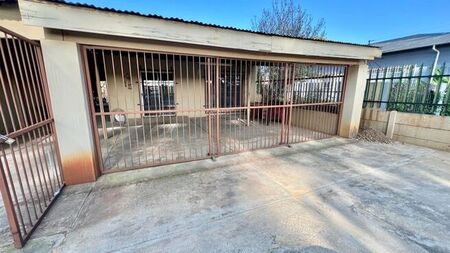 3 Bedroom flat to rent in Dalview, Brakpan