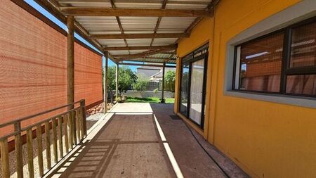1 Bedroom bachelor to rent in Myburgh Park, Langebaan