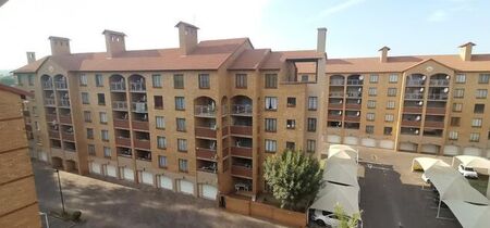 2 Bedroom apartment to rent in Die Hoewes, Centurion
