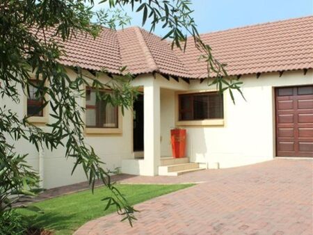 4 Bedroom House in Greenstone Hill