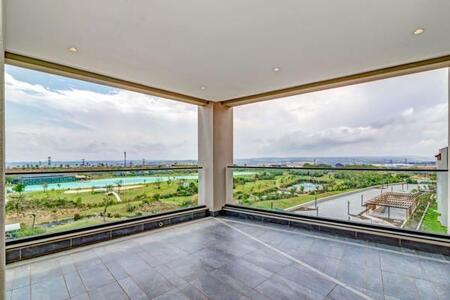 2 Bedroom Apartment in Steyn City