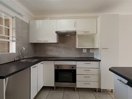 3 Bedroom Apartment in Ravenswood