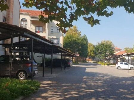 2 Bedroom Apartment in Pineslopes