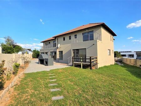 6 Bedroom House in Broadacres