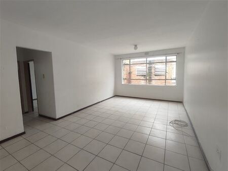 2 Bedroom Apartment in Vereeniging Central