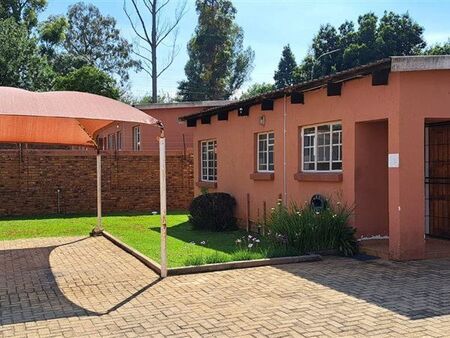 3 Bedroom Apartment in Rensburg