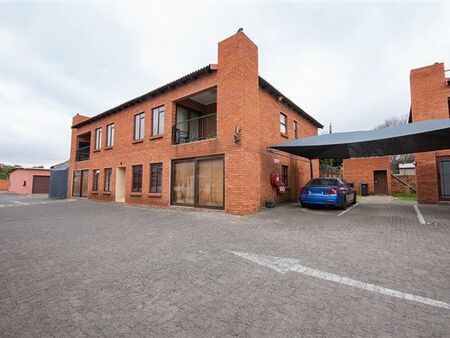 2 Bedroom Apartment in Heidelberg Central