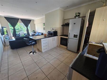 2 Bedroom Apartment in Pomona