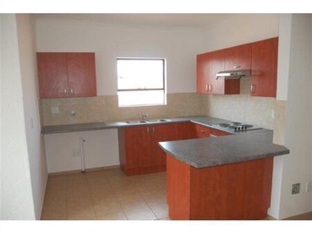 2 Bedroom Apartment in Bonaero Park