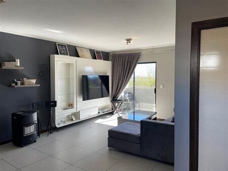 2 Bedroom Apartment in Jackal Creek Golf Estate