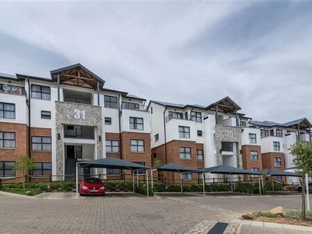 3 Bedroom Apartment in Olivedale