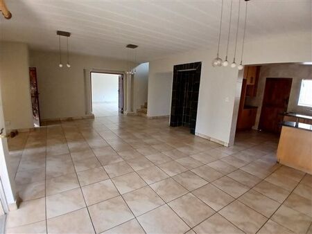 3 Bedroom Townhouse in Sundowner