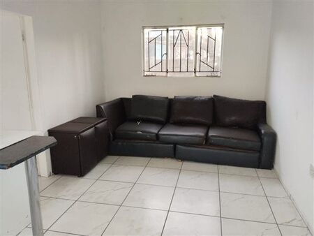 1 Bedroom Flat in Ormonde