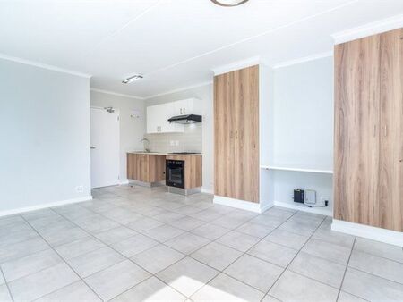 Studio Apartment in Witfield