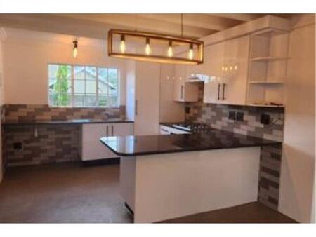 4 Bedroom Cluster in Benoni Ah