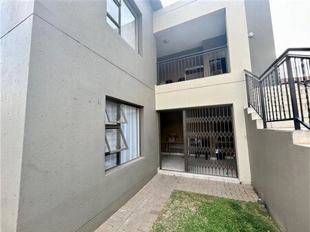 2 Bedroom Apartment in Brentwood