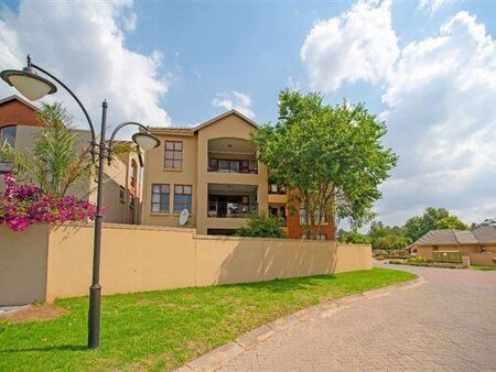 2 Bedroom Apartment in Rynfield