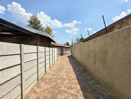 5 Bedroom House in Brackenhurst