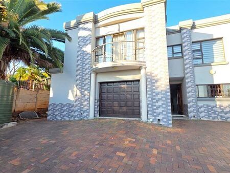 4 Bedroom Townhouse in Laudium