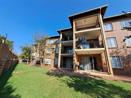 3 Bedroom Apartment in Valhalla