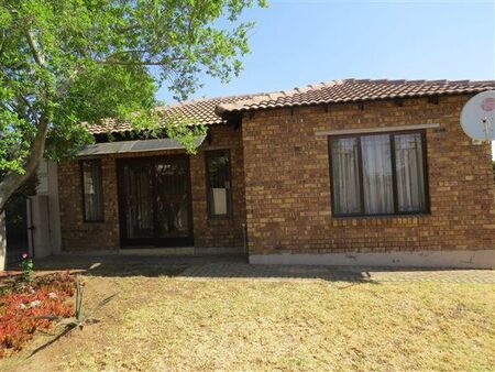 2 Bedroom Townhouse in The Reeds