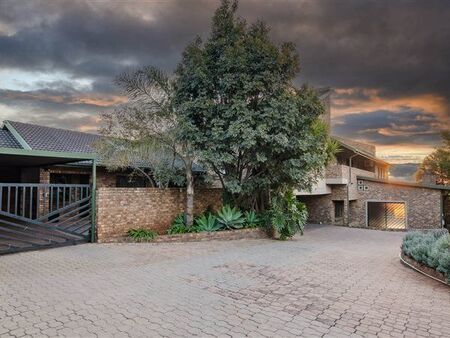 5 Bedroom House in Highveld