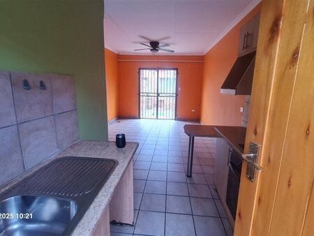 2 Bedroom Townhouse in Vaalpark