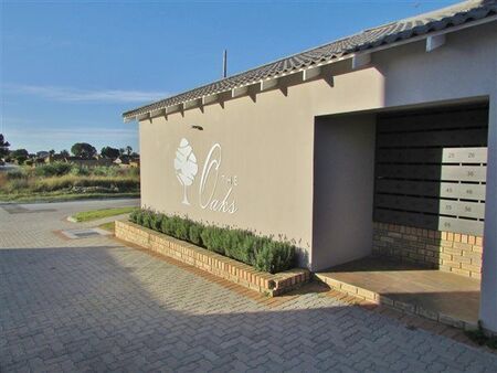 2 Bedroom Duplex in Overbaakens
