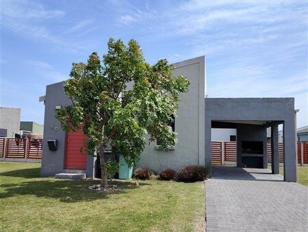 2 Bedroom Simplex in Parsons Vlei
