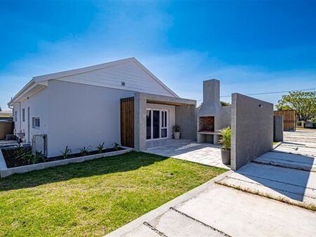 2 Bedroom House in Newton Park