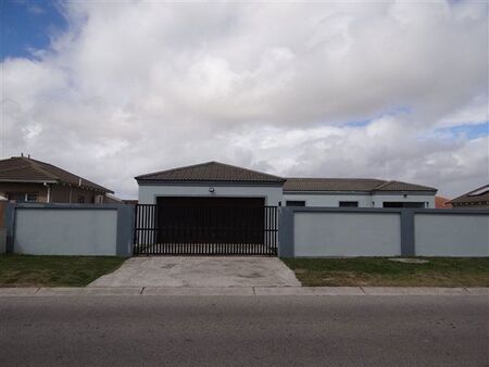 3 Bedroom House in Parsons Vlei
