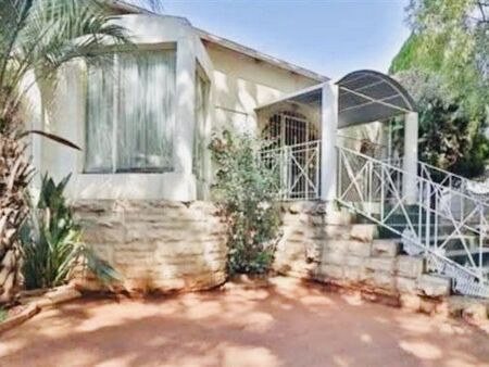 2 Bedroom House in Port Elizabeth Central