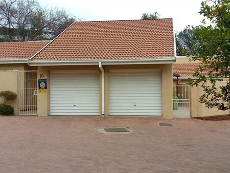 3 Bedroom Townhouse in Waterkloof Glen