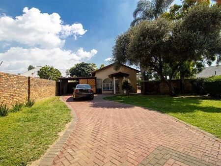 3 Bedroom House in Garsfontein