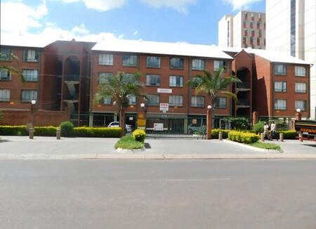 2 Bedroom Apartment in Hatfield