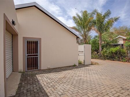 2 Bedroom Townhouse in Amandasig