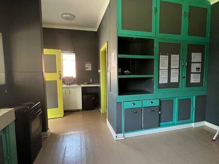 1 Bedroom Apartment in Colbyn